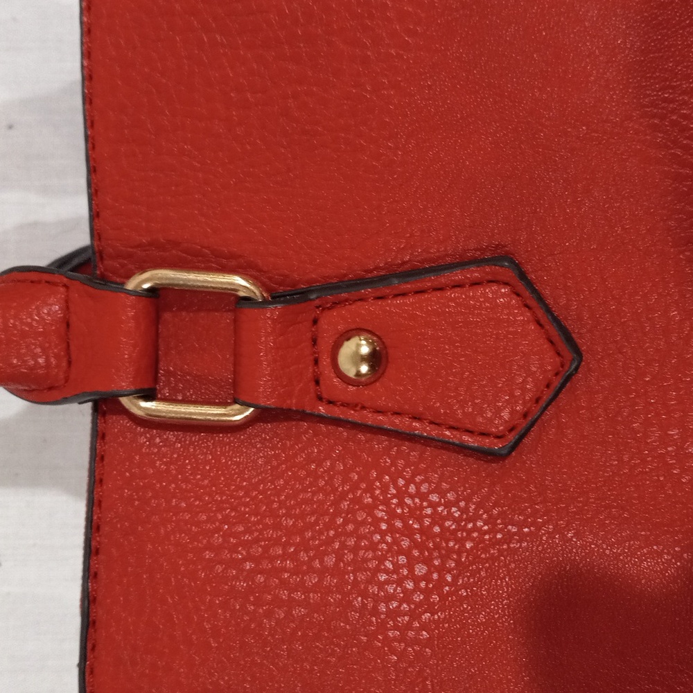 Handbag/Crossbody - Picture 7 of 15